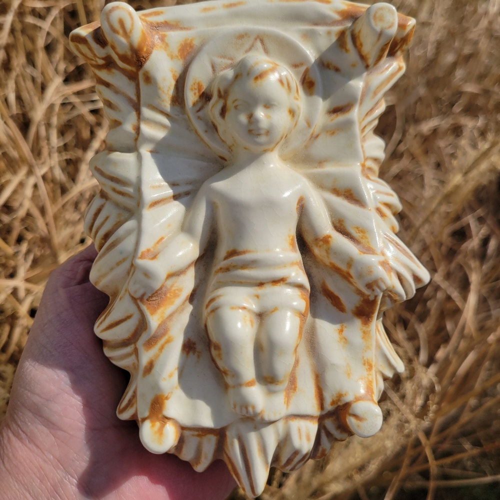 Vintage Ceramic Baby Jesus in ~ Hobbyist 1985 ~ Christmas ~ Religious ~ Sweet! - Picture 1 of 15